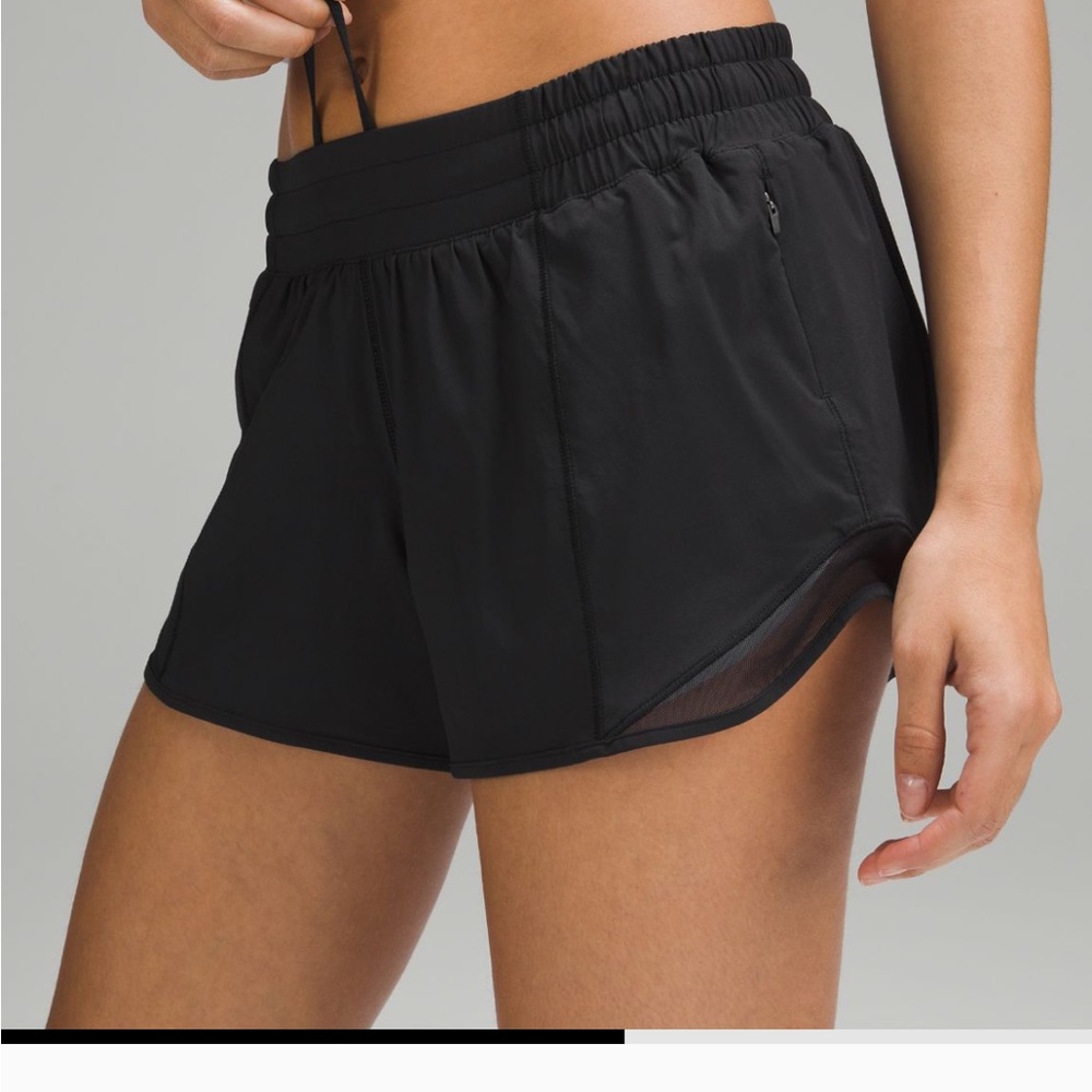 Hotty Hot Low-Rise Lined Short 4” Black Size 2